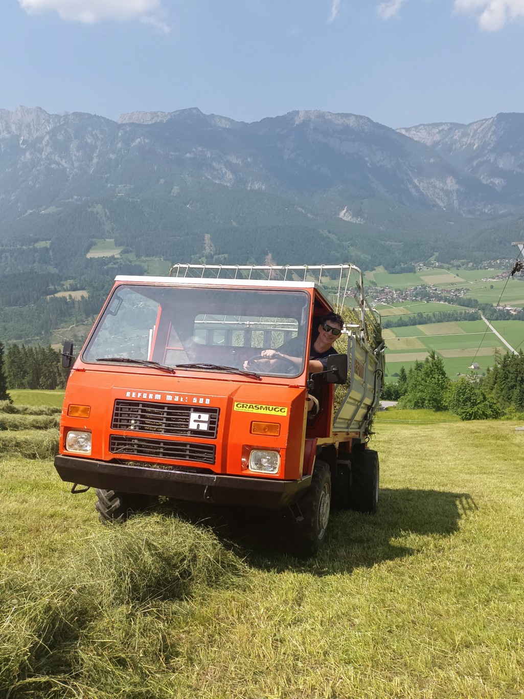 Mithilfe am Bauernhof am Hauser Kaibling