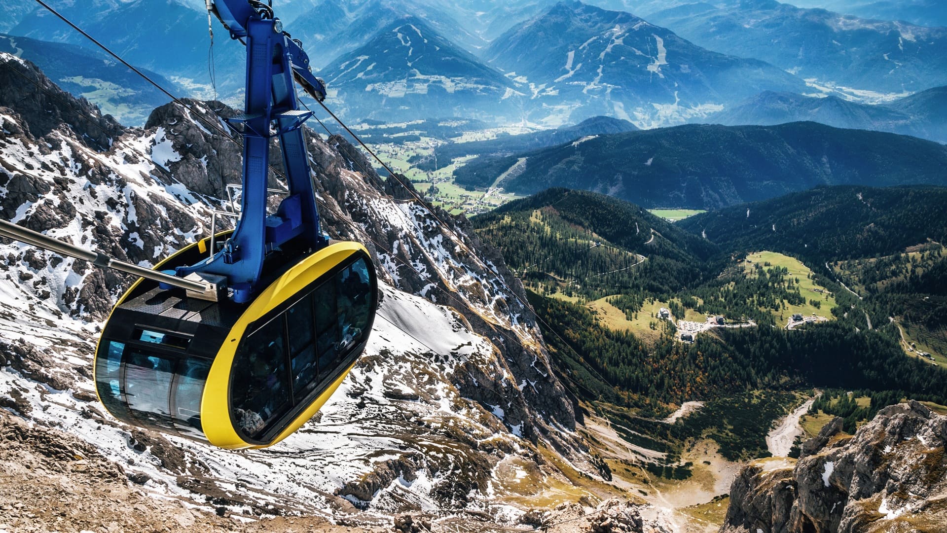 Seilbahn zum Dachstein-Gletscher © Shutterstock